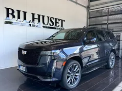 Grå Begagnad 2022 Cadillac Escalade SUV | 1 400 000 kr (Marknadspris)