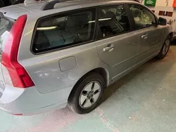 Silver Begagnad 2010 Volvo V50 Momentum Kombi | 14 000 kr