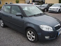 Mörkgrå Begagnad 2007 Skoda Fabia Halvkombi | 29 900 kr (Dyr)
