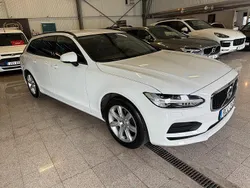 Vit Begagnad 2017 Volvo V90 Kombi | 179 900 kr