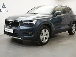 Mörkblå Begagnad 2020 Volvo XC40 Momentum SUV | 309 900 kr (Marknadspris)