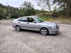 Silver Begagnad 2002 Saab 9-3 Halvkombi | 15 000 kr