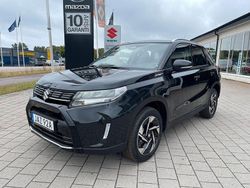 Cosmic black pearl metallic Ny 2025 Suzuki Vitara SUV | 323 800 kr (Marknadspris)