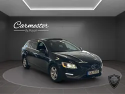 Svart Begagnad 2015 Volvo V60 Momentum Kombi | 129 990 kr (Bra pris)