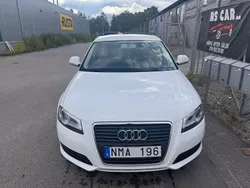 Vit Begagnad 2010 Audi A3 Sportback Attraction Halvkombi | 59 500 kr (Marknadspris)