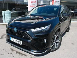 Svart Begagnad 2022 Toyota RAV4 Hybrid Edition SUV | 369 900 kr (Bra pris)