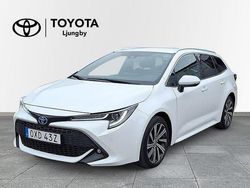 Vit Begagnad 2022 Toyota Corolla Style Kombi | 269 000 kr (Marknadspris)