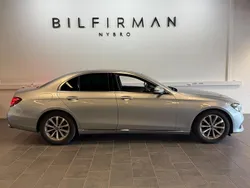 Silver Begagnad 2018 Mercedes E220 Avantgarde Sedan | 269 900 kr (Bra pris)