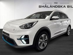 Vit Begagnad 2021 Kia e-Niro 2 SUV | 249 000 kr (Marknadspris)