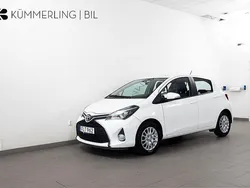 Vit Begagnad 2014 Toyota Yaris Halvkombi | 129 900 kr (Marknadspris)