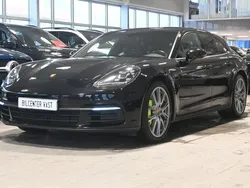Svart Begagnad 2018 Porsche Panamera 4 Sport Turismo Sedan | 599 000 kr (Marknadspris)
