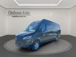 Svart ( obsidiansvart metallic) Ny 2025 Mercedes Sprinter Van | 933 338 kr