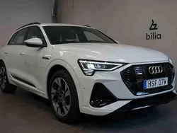 Vit Begagnad 2021 Audi e-tron SUV | 409 900 kr (Lite dyr)