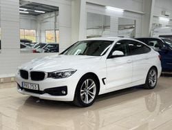 Vit Begagnad 2015 BMW 320 Gran Turismo Sport Line Halvkombi | 132 900 kr (Marknadspris)