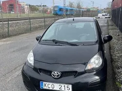 Svart Begagnad 2009 Toyota Aygo Halvkombi | 55 000 kr (Marknadspris)