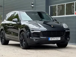Svart Begagnad 2015 Porsche Cayenne SUV | 289 900 kr (Bra pris)