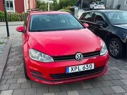Röd Begagnad 2015 VW Golf VII Halvkombi | 89 000 kr (Bra pris)
