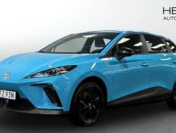 Blå (blue) Begagnad 2023 MG MG4 EV Halvkombi | 249 900 kr (Marknadspris)