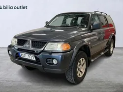 Mörkgrå Begagnad 2005 Mitsubishi Pajero SUV | 65 000 kr
