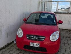 Röd Begagnad 2008 Kia Picanto 4 Halvkombi | 12 000 kr (Marknadspris)