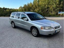 Grå Begagnad 2006 Volvo V70 Kombi | 20 000 kr (Marknadspris)