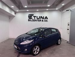 Blå Begagnad 2012 Ford Fiesta Titanium Halvkombi | 44 900 kr (Marknadspris)