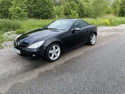 Svart Begagnad 2006 Mercedes SLK200 Cab | 98 000 kr (Bra pris)
