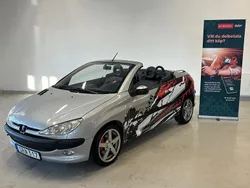 Ljusgrå (grå) Begagnad 2002 Peugeot 206 CC GT Cab | 34 900 kr (Dyr)