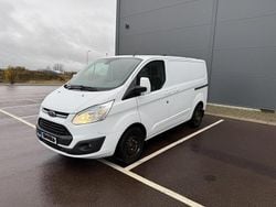 Vit Begagnad 2015 Ford Transit Custom | 99 000 kr (Marknadspris)