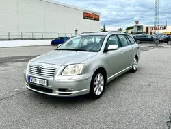 Silver Begagnad 2005 Toyota Avensis Kombi | 24 800 kr (Bra pris)