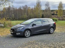 Grå Begagnad 2015 Kia Ceed Sportswagon Comfort Kombi | 100 000 kr (Dyr)
