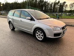 Grå Begagnad 2008 Ford Focus Kombi | 19 900 kr (Bra pris)