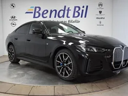 Black sapphire metallic Ny 2025 BMW i4 Comfort Edition Sedan | 699 500 kr (Bra pris)