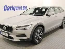 Silver (silver dawn metallic) Begagnad 2023 Volvo V90 CC Core Kombi | 459 000 kr (Marknadspris)