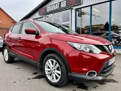 Röd (röd met) Begagnad 2016 Nissan Qashqai S SUV | 159 900 kr (Marknadspris)
