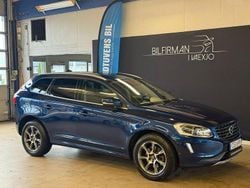 Blå Begagnad 2015 Volvo XC60 Ocean Race SUV | 209 900 kr (Marknadspris)