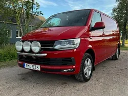Röd Begagnad 2018 VW T6 Van | 299 000 kr