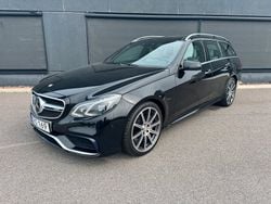 Svart (obsidian svart) Begagnad 2014 Mercedes E63 AMG Avantgarde Kombi | 325 000 kr (Marknadspris)