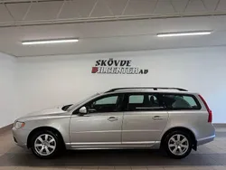 Ljusgrå Begagnad 2012 Volvo V70 Kombi | 89 500 kr (Marknadspris)