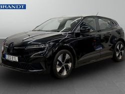 Svart Begagnad 2023 Renault Mégane Equilibre Halvkombi | 279 900 kr (Marknadspris)