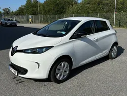 Vit Begagnad 2016 Renault Zoe Halvkombi | 69 900 kr (Lite dyr)