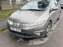 Grå Begagnad 2008 Honda Civic Sport Halvkombi | 34 000 kr (Bra pris)