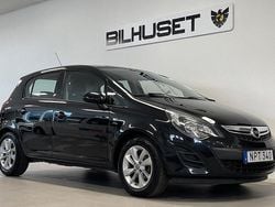 Svart Begagnad 2014 Opel Corsa Active Halvkombi | 64 900 kr (Marknadspris)