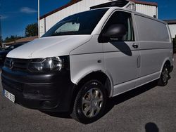 Vit Begagnad 2010 VW T5 Van | 94 900 kr (Dyr)
