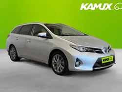 Silver/grå Begagnad 2014 Toyota Auris Touring Sports Kombi | 137 800 kr (Marknadspris)