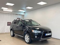 Svart Begagnad 2012 Mitsubishi Outlander SUV | 74 900 kr (Marknadspris)