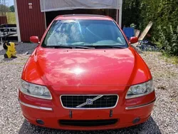 Röd Begagnad 2006 Volvo S60 Summum Sedan | 35 000 kr (Bra pris)