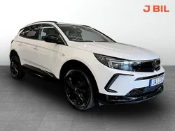 Vit Begagnad 2024 Opel Grandland X SUV | 299 900 kr