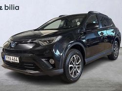 Svart Begagnad 2018 Toyota RAV4 Hybrid Edition SUV | 269 000 kr (Marknadspris)