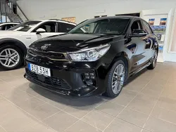 Svart (svartmet) Begagnad 2021 Kia Rio GT-Line Halvkombi | 169 900 kr (Marknadspris)